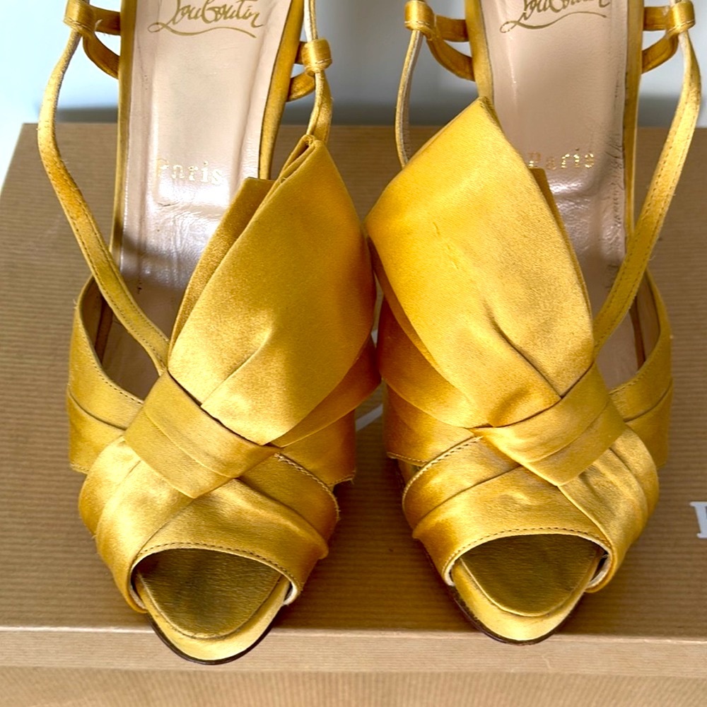 Christian Louboutin Pour Monsieur 120 Crepe Satin Heels - Picture 2 of 10